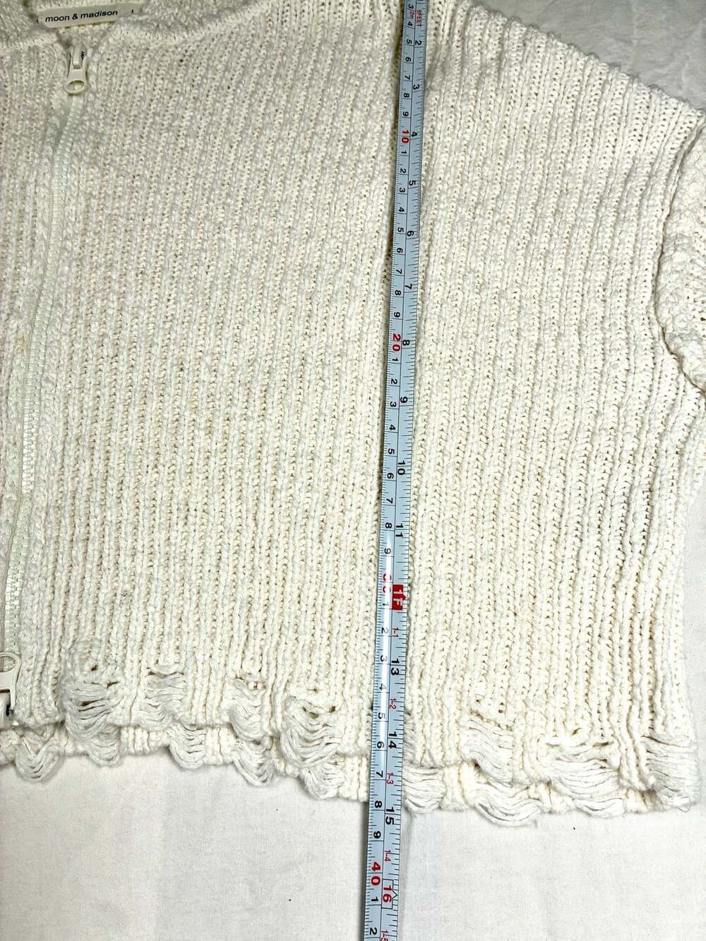 Y2K Moon & Madison Zip Up Knit Hoodie Size L Cream Cropped - Picture 6 of 6